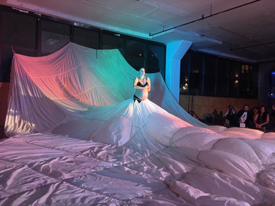 Review: No Man's Land Celebrates The Beauty of Birth to Be in a Hipster Haven  Image