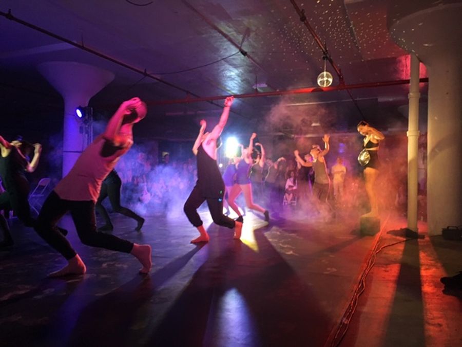 Review: No Man's Land Celebrates The Beauty of Birth to Be in a Hipster Haven  Image