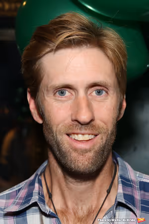 Jeff Wise @ BroadwayWorld Jeff Wise Photo