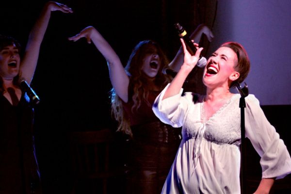 L to R: Samantha Labrecque (Bridget), Brooke Van Grinsven (Emma) and Leslie Rubino (L Photo