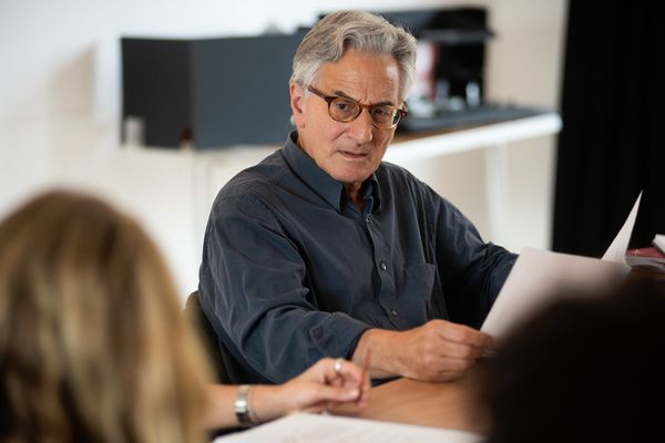 Henry Goodman Photo