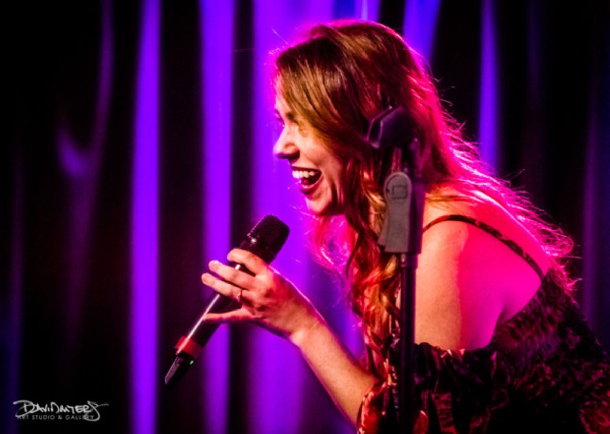 Jana Debusk sings It Don't Worry Me from Robert Altman's Nashville. at 