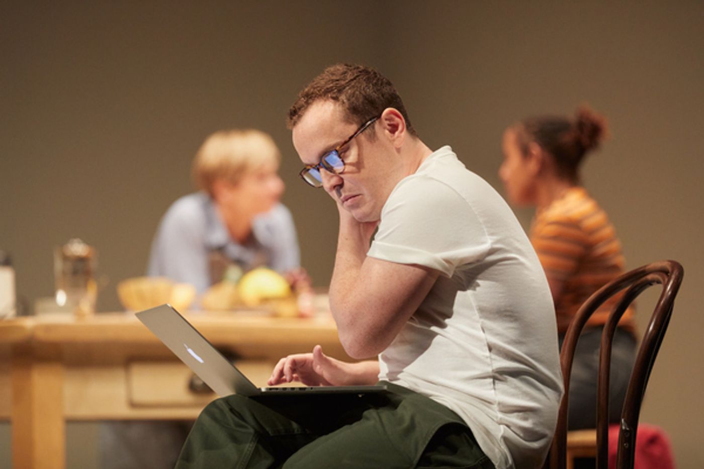 Photo Flash: First Look at I'M NOT RUNNING at the National Theatre  Image