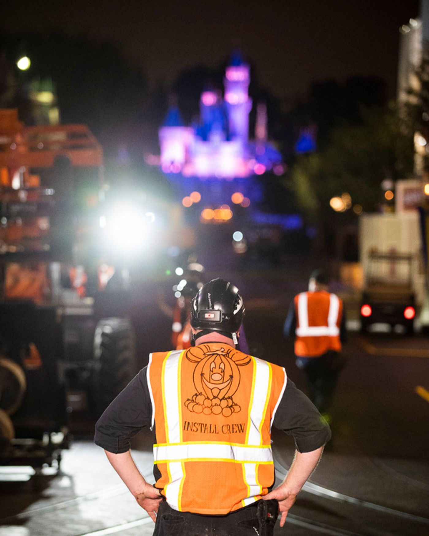 Photo Flash: Freeform Presents an Inside Look at Disney Parks' Holiday Makeover in DECORATING DISNEY: HALLOWEEN MAGIC Photo Flash: Freeform Presents an Inside Look at Disney Parks' Holiday Makeover in DECORATING DISNEY: HALLOWEEN MAGIC Image