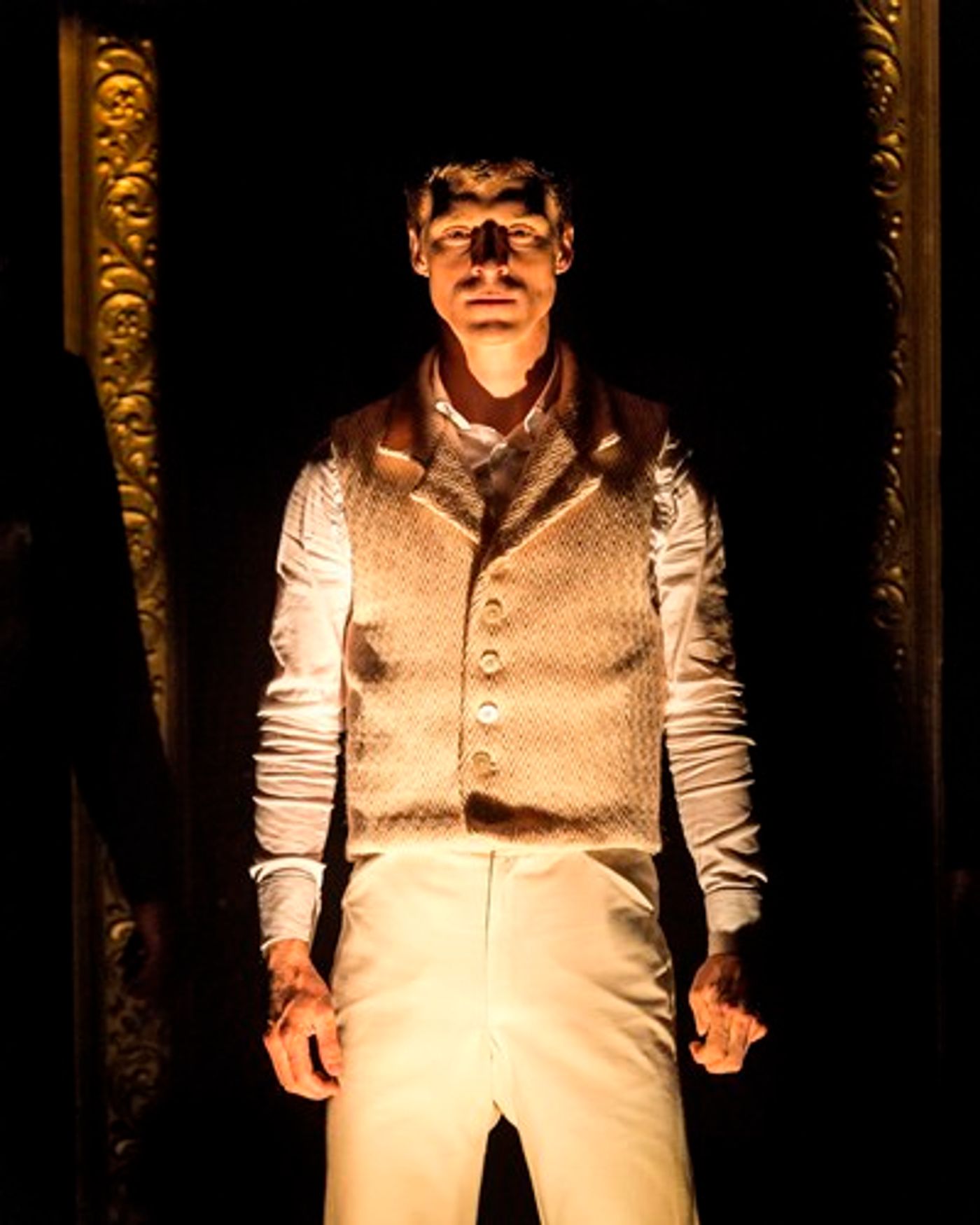 Review: A PICTURE OF DORIAN GRAY Captures a Chilling Lifetime of Decay  Image