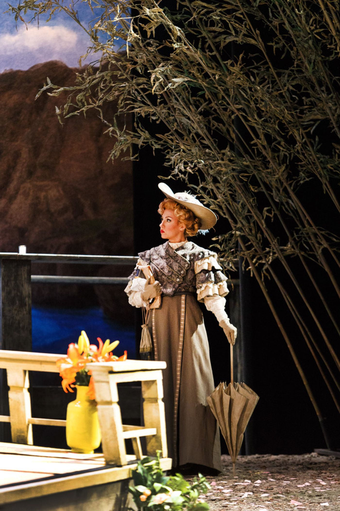 Photo Flash: First Look at Pittsburgh Opera's MADAMA BUTTERFLY Photo Flash: First Look at Pittsburgh Opera's MADAMA BUTTERFLY Image