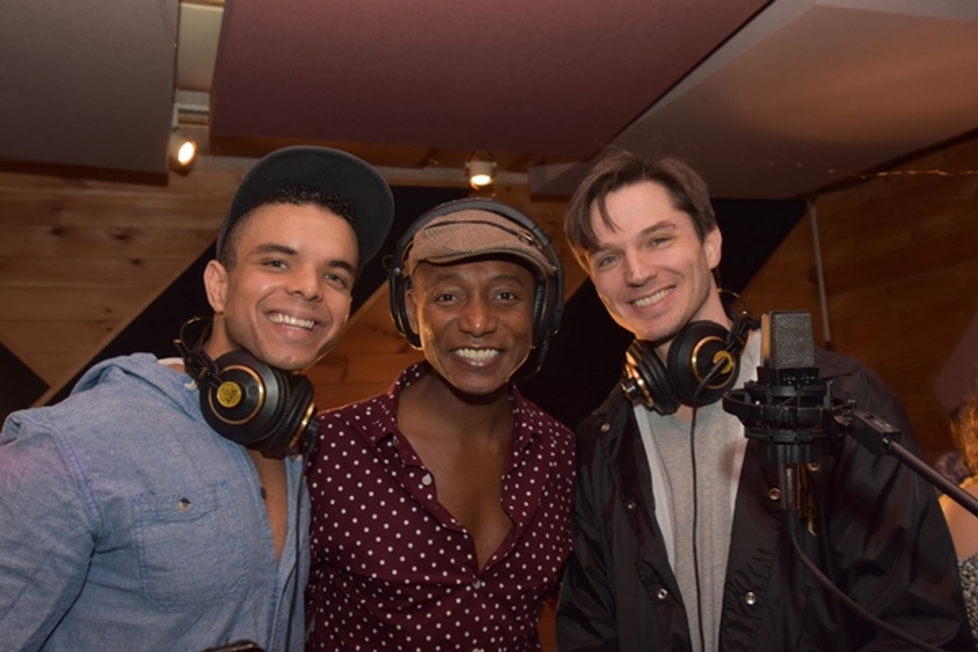 Exclusive Photo Coverage: KINKY BOOTS Cast Gets In the Christmas Spirit for Carols For A Cure!  Image