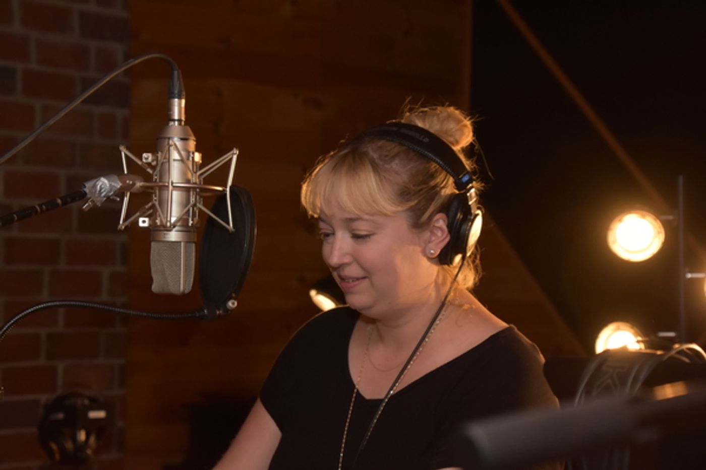 Exclusive Photo Coverage: KINKY BOOTS Cast Gets In the Christmas Spirit for Carols For A Cure!  Image