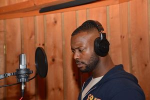 Josh Breckenridge @ BroadwayWorld Josh Breckenridge Photo