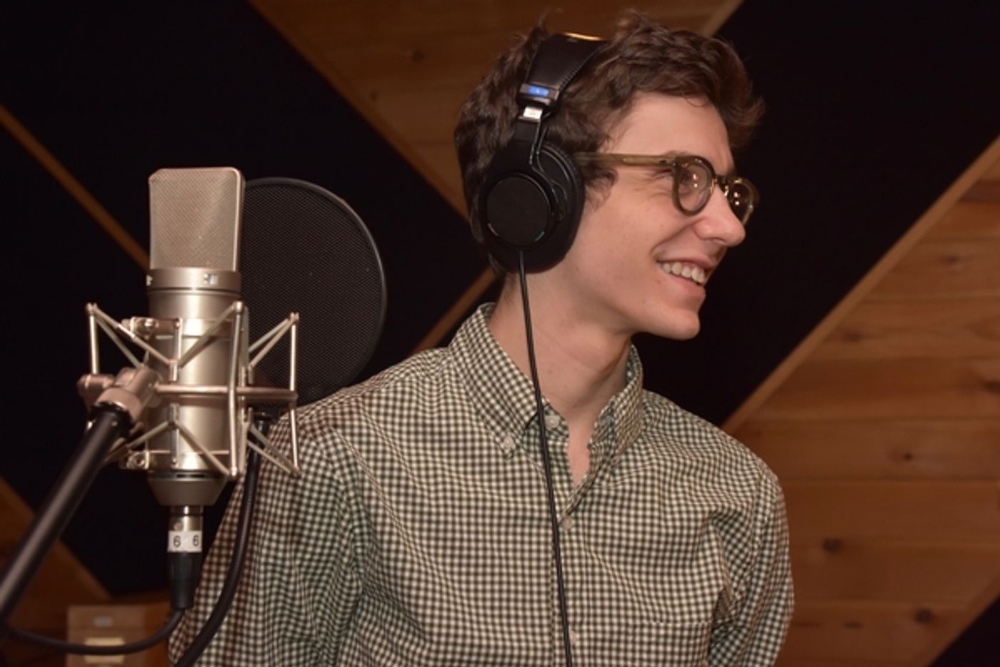 Exclusive Photos: Taylor Trensch and Cast of DEAR EVAN HANSEN Hear the Bells for Carols For A Cure!  Image