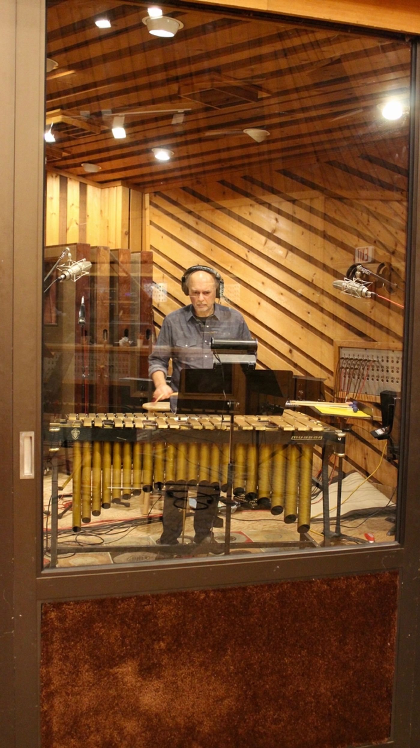 Exclusive Photo Coverage: Carols For A Cure Tributes the Late Jan Maxwell  Image