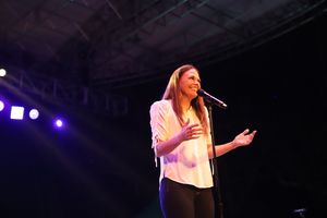 Sutton Foster @ BroadwayWorld Sutton Foster Photo