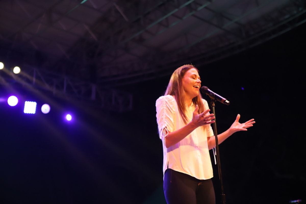 Sutton Foster at 
