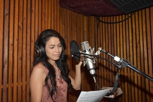 Arielle Jacobs @ BroadwayWorld Arielle Jacobs Photo