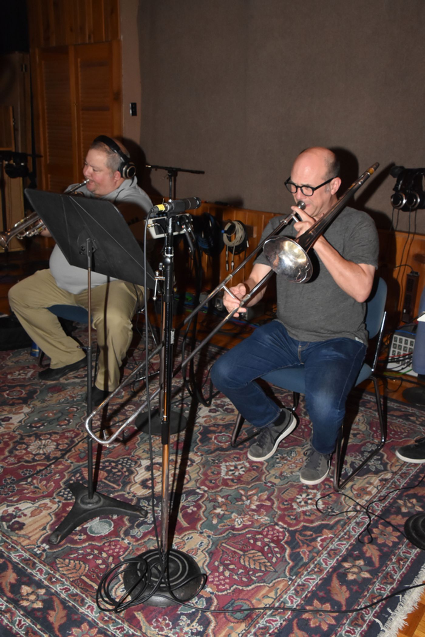 Exclusive Photo Coverage: FROZEN Cast Bundles Up for Carols For A Cure!  Image