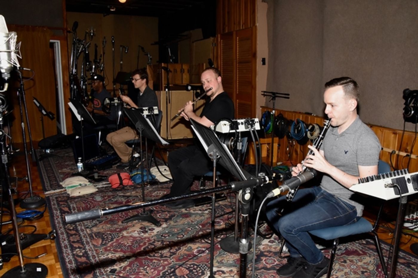 Exclusive Photo Coverage: FROZEN Cast Bundles Up for Carols For A Cure!  Image