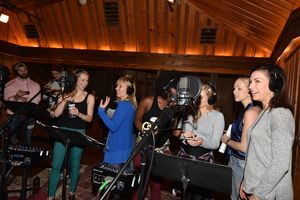 Ashley Elizabeth Hale, Alicia Albright, Aisha Jackson, Lauren Nicole Chapman, Kristin Stewart and Wendi Bergamini @ BroadwayWorld Ashley Elizabeth Hale, Alicia Albright, Aisha Jackson, Lauren Nicole Chapman, Kristin Photo