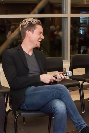 Geordie Brown.
Geordie Brown & Belinda Hart's Could I Have This Dance? 2018 Workshop.
Halifax, Nova Scotia
Photo by Timothy Richard @ BroadwayWorld Geordie Brown.
Geordie Brown & Belinda Hart's Could I Have This Dance? 2018 Workshop. Photo