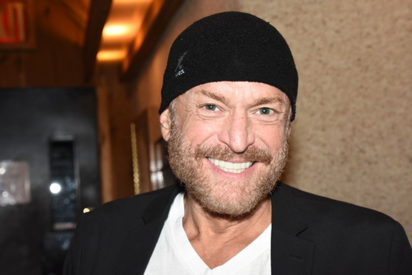 Exclusive Photo Coverage: All Is Calm as THE PHANTOM OF THE OPERA Cast Records for Carols for a Cure!  Image