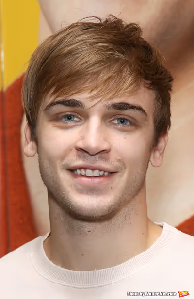 Sean Grandillo  Photo