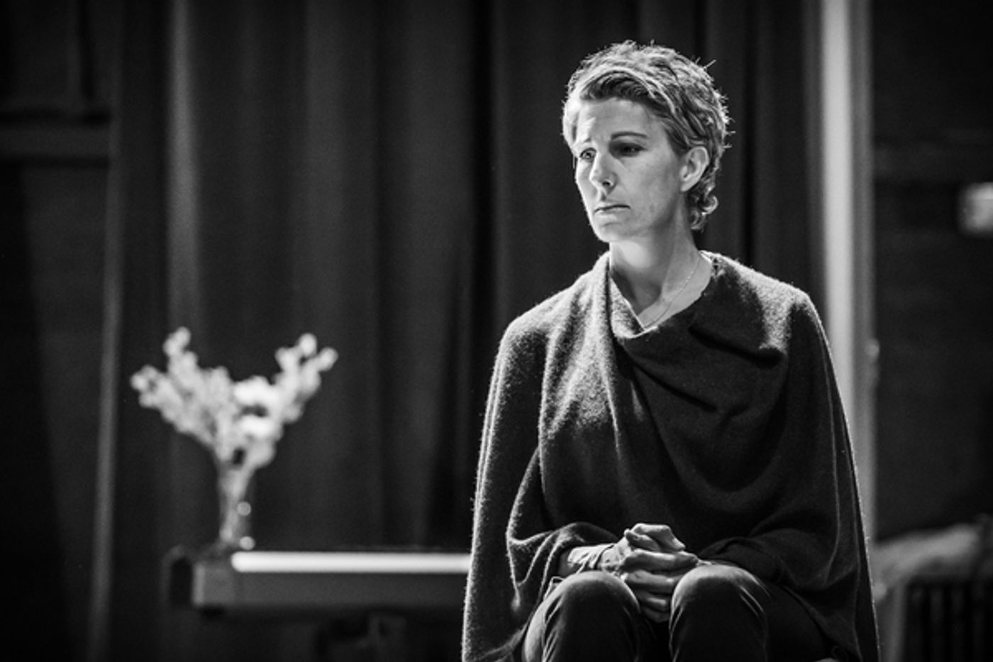 Photo Flash: In Rehearsal with Meera Syal, Tamsin Greig, and the Company of PINTER THREE  Image