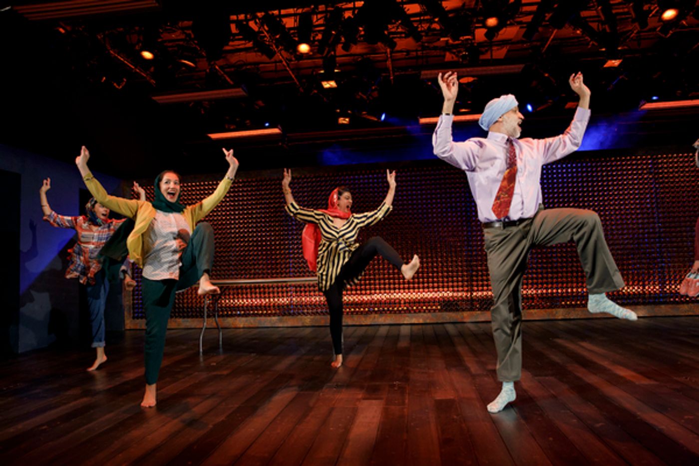 Photo Flash: First Look at MTC's INDIA PALE ALE  Image