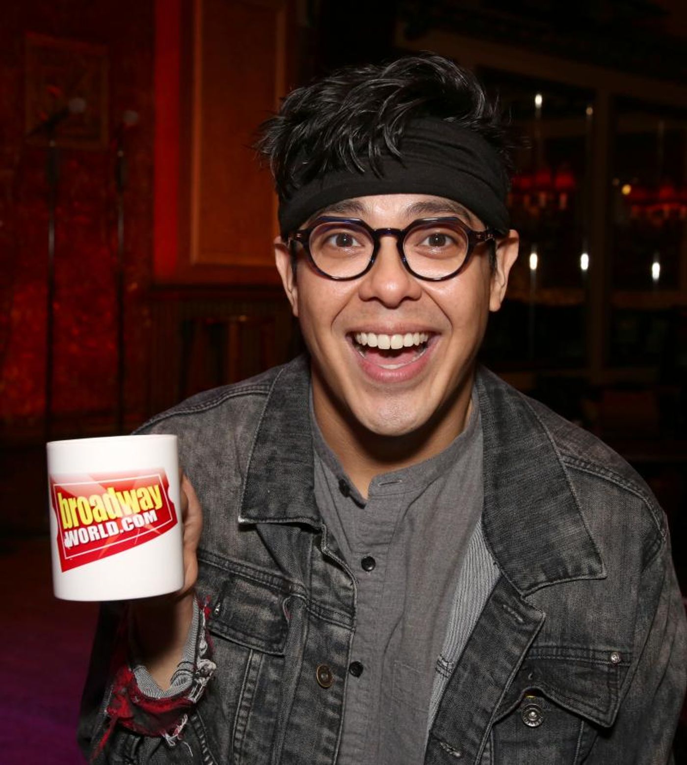 Wake Up With BWW 10/10: THE GREATEST SHOWMAN Cover Album, and More!  Image