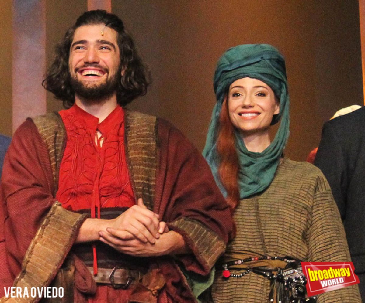 Adrian Salzedo y Sofia Escobar at 