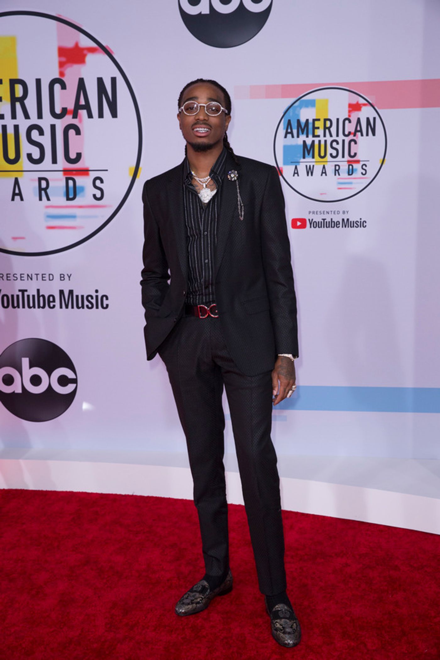 Photo Flash: The Stars Come Out for the AMERICAN MUSIC AWARDS Red Carpet  Image