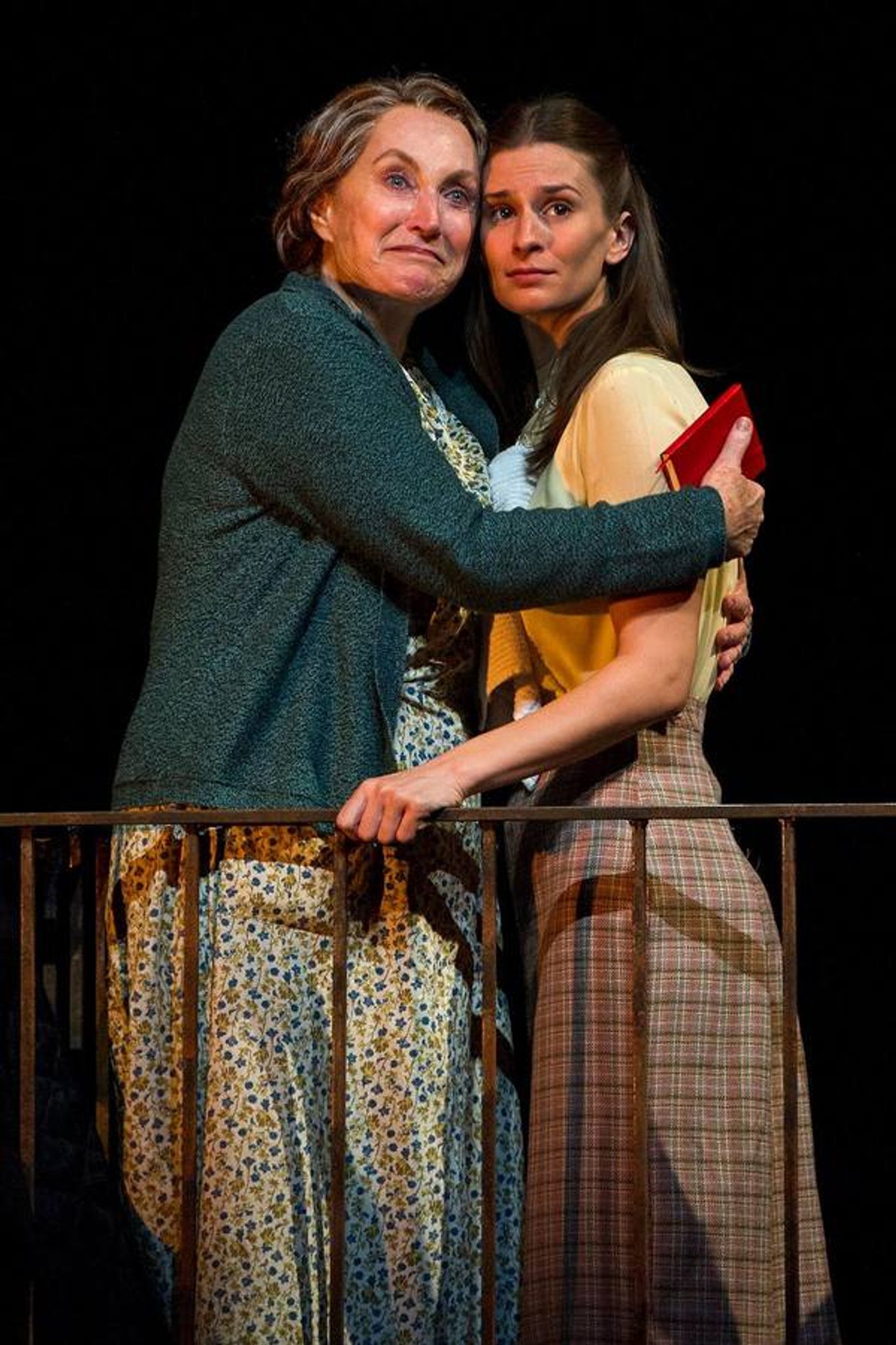 Photo Flash: Get A First Look At THE GLASS MENAGERIE at Barrington Stage Photo Flash: Get A First Look At THE GLASS MENAGERIE at Barrington Stage Image