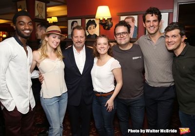 Jelani Alladin, Caissie Levy, Rob Ashford, Patti Murin, Greg Hildreth, John Riddle an Photo