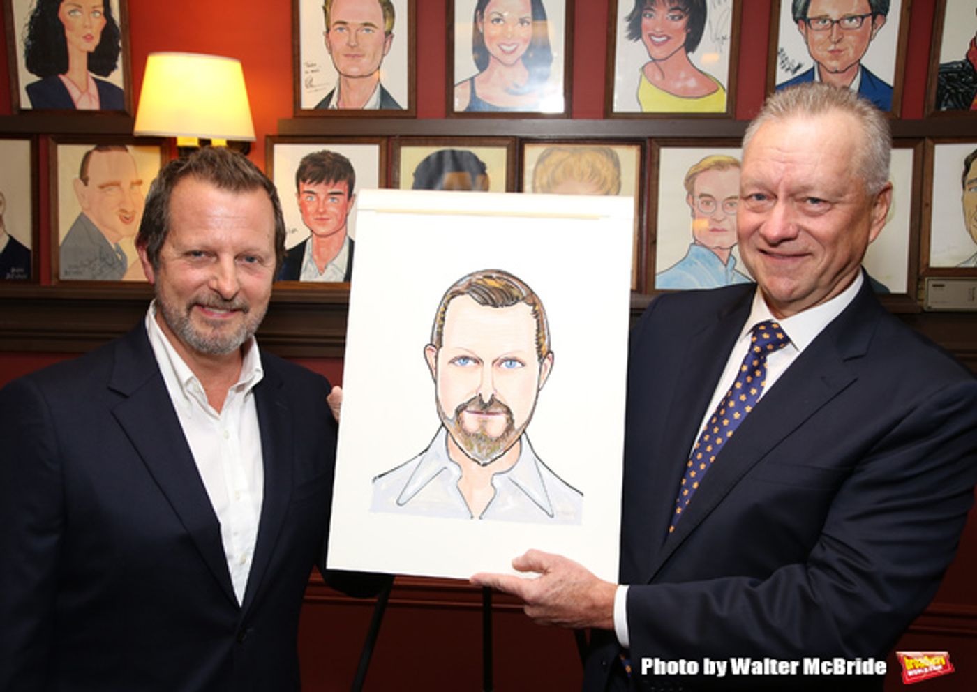 Photo Coverage: Rob Ashford Receives Portrait at Sardi's  Image