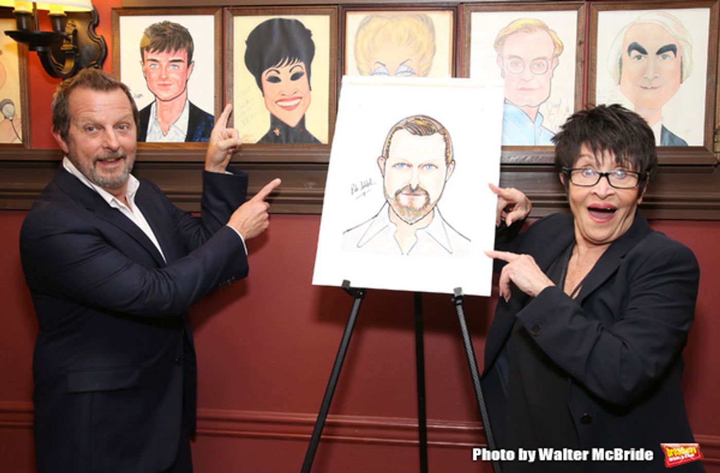 Photo Coverage: Rob Ashford Receives Portrait at Sardi's  Image