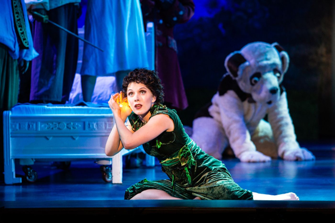 Photo Flash: Get A First Look At The New Touring Company Of FINDING NEVERLAND  Image