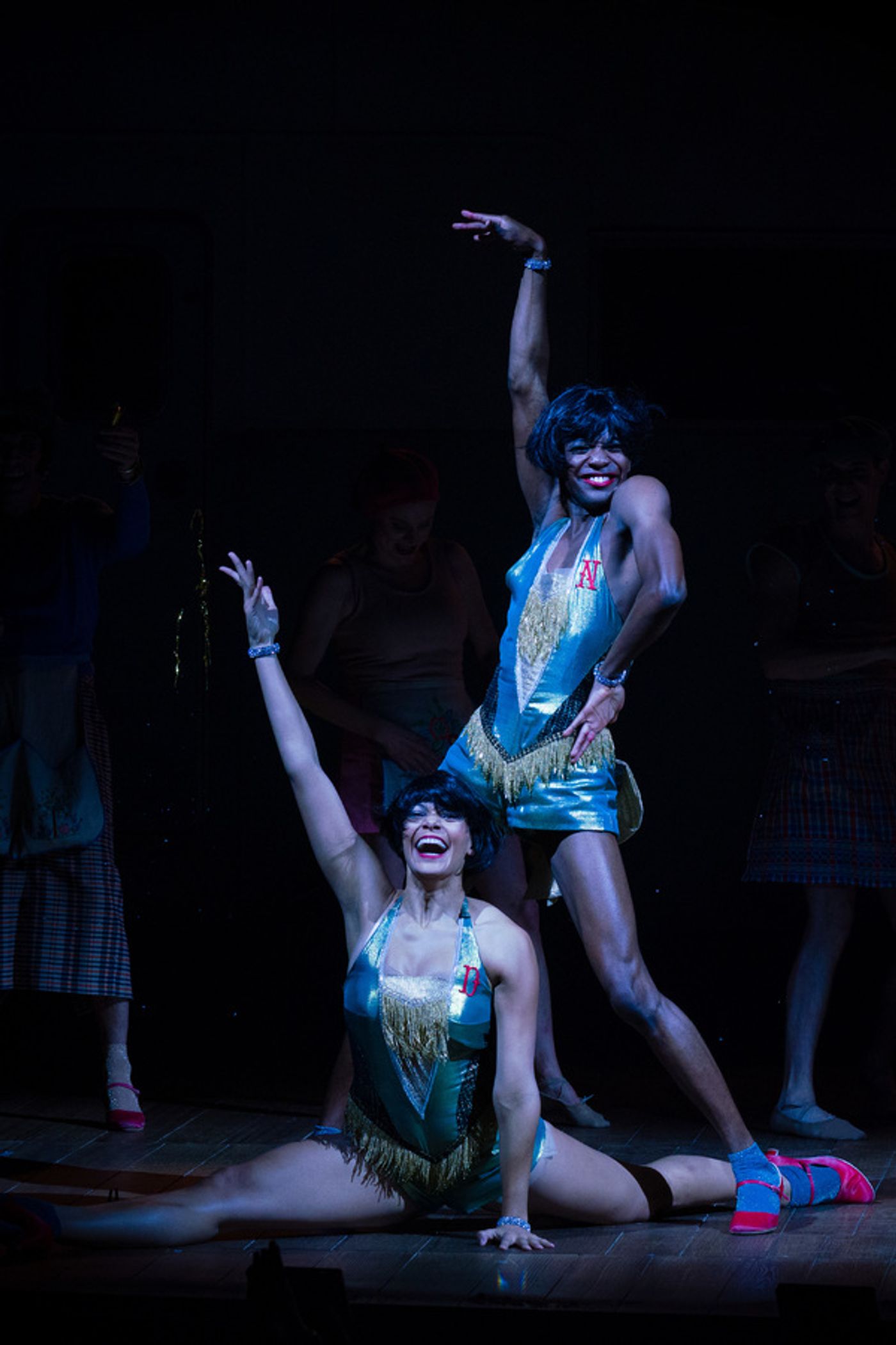 Photo Flash: First Look at WISE CHILIDREN at The Old Vic  Image