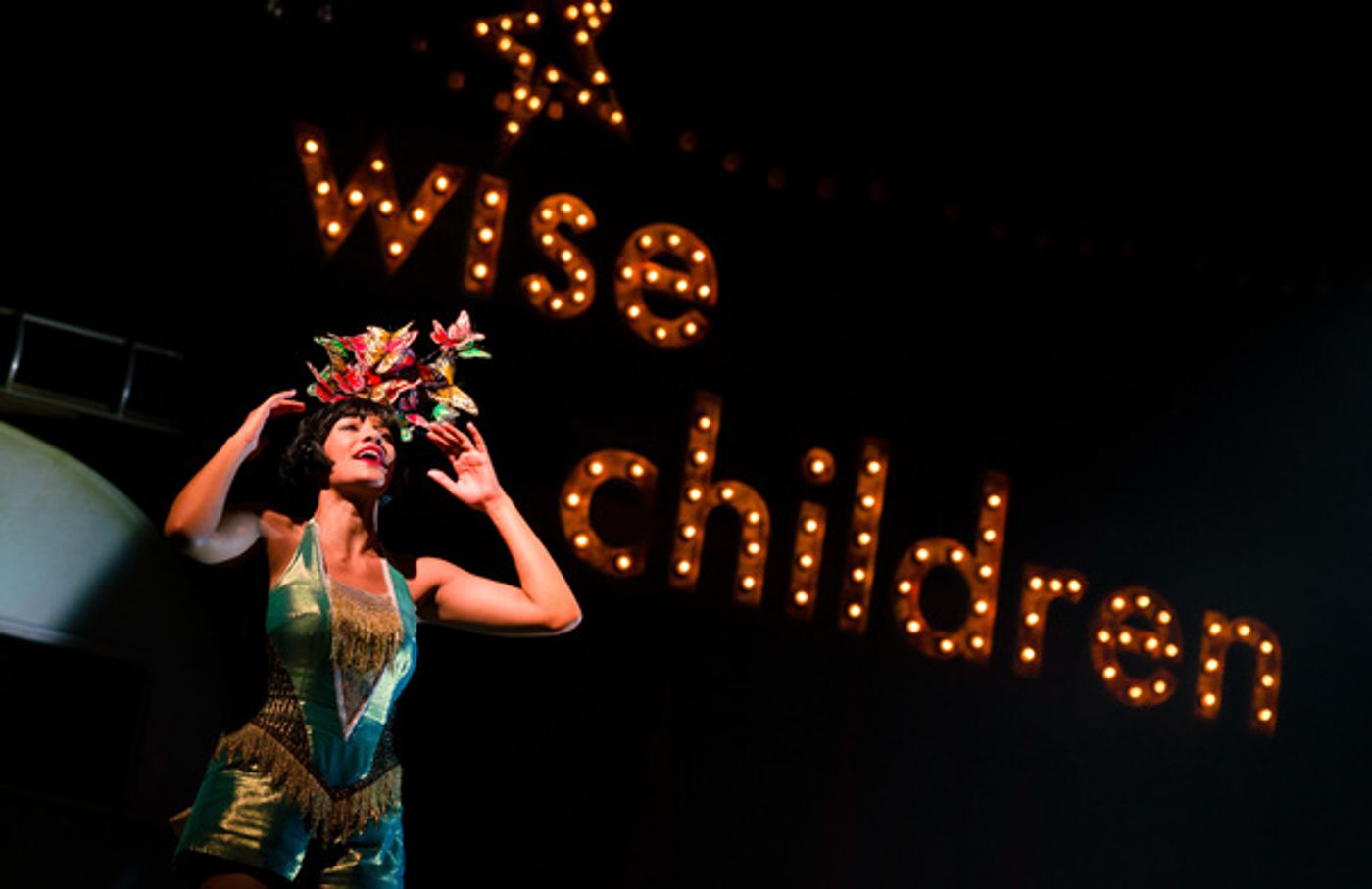 Photo Flash: First Look at WISE CHILIDREN at The Old Vic  Image