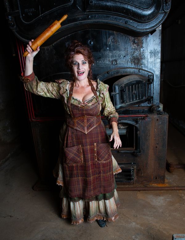 Anne Tolpegin Photo
