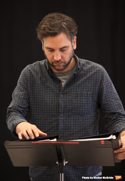  Josh Radnor  Photo