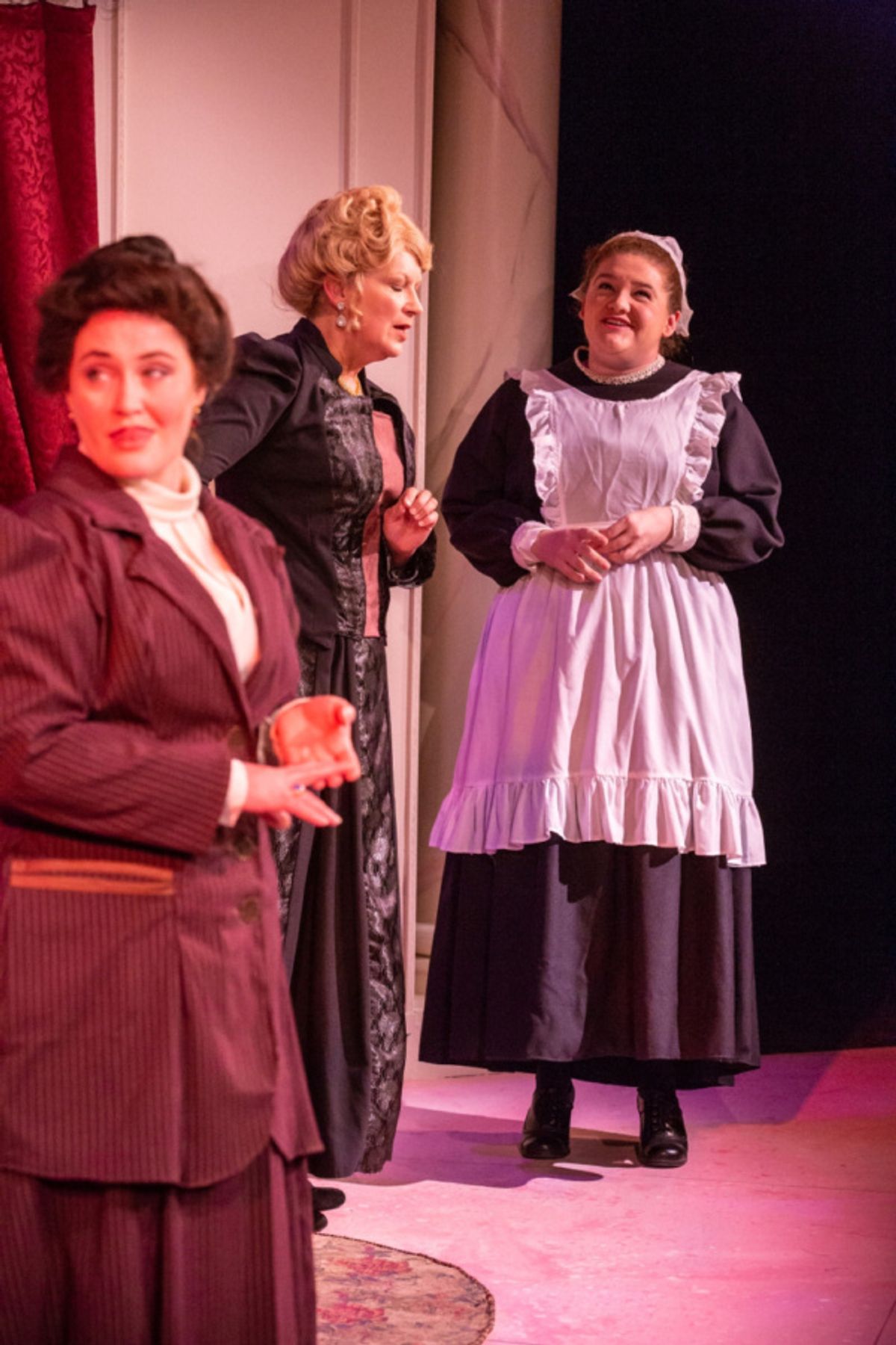 Kelly Uhlenhopp, Michelle Moore, and Jean Schuman at 