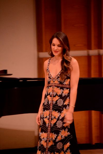 Kelli Barrett Photo