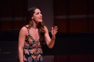 Kelli Barrett @ BroadwayWorld Kelli Barrett Photo