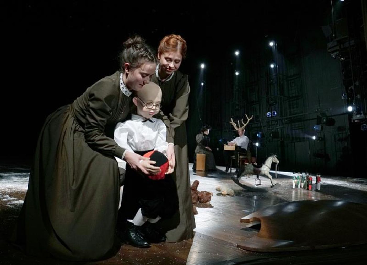 Review: SERYOZHA at Moscow Art Theatre - Everything Was In Astonishment  Image
