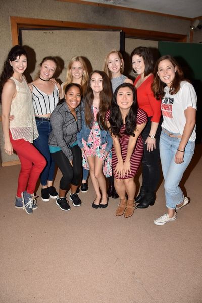  Charity Auction Winner Ally Veloudis with Collins Conley, Devon Hadsell, Brittany Ni Photo