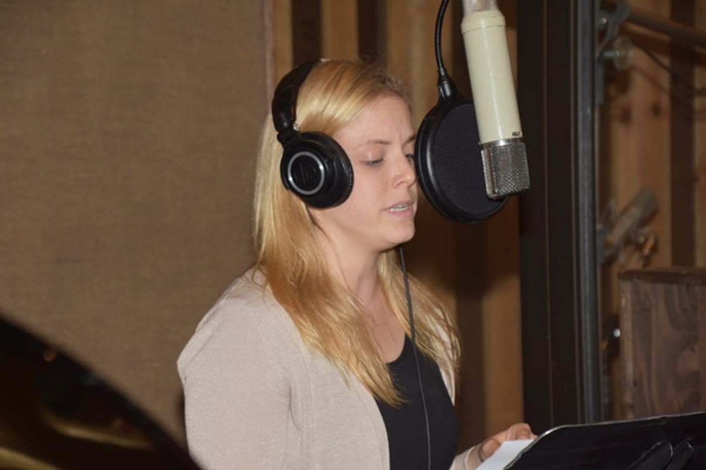 Exclusive Photo Coverage: MEAN GIRLS Cast Rocks Around the Christmas Tree for Carols For A Cure!  Image