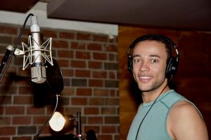 Robby Clater @ BroadwayWorld Robby Clater Photo