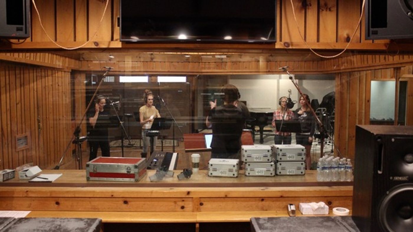 Exclusive Photo Coverage: WICKED Cast Gets In the Holiday Spirit for Carols For A Cure!  Image