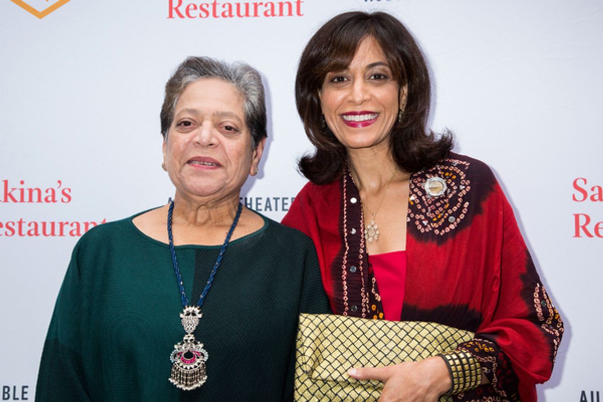 Shaifali Puri and mother at 