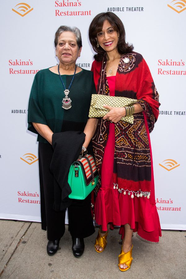 Shaifali Puri and mother Photo