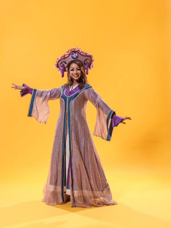 Julie Yammanee Photo