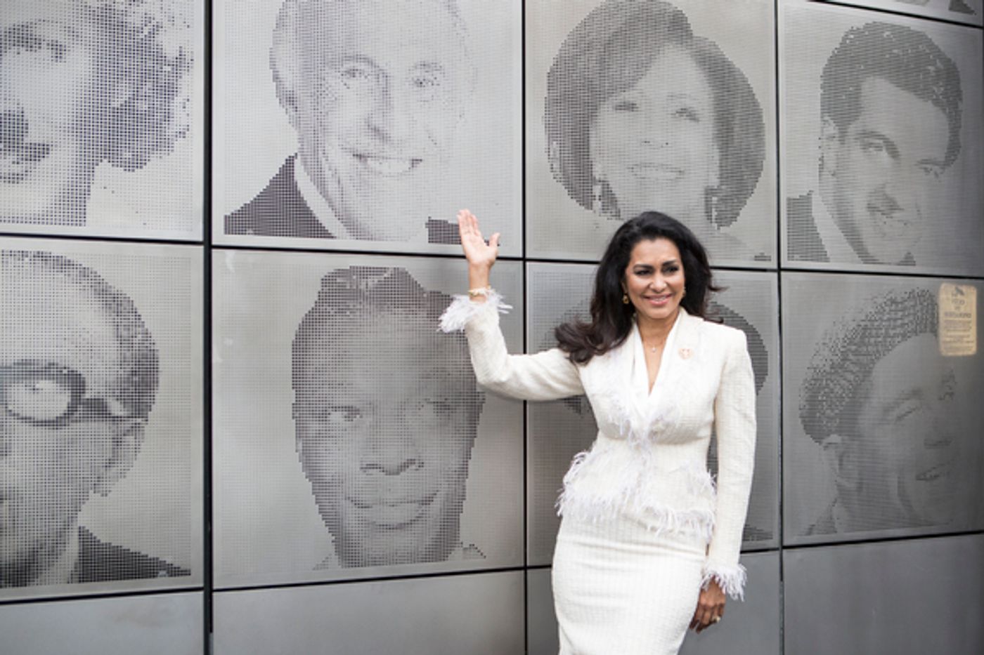 Photo Flash: Andrew Lloyd Webber and Guests Unveil Art Installation at London Palladium  Image